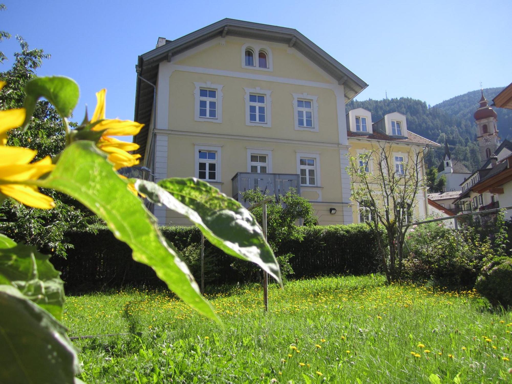Residence Zum Theater Colle Isarco Ngoại thất bức ảnh